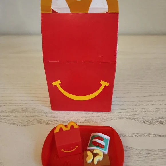 #18 Lil McDonald's Happy Meal Toy Apple Tray - Picture 2 of 3